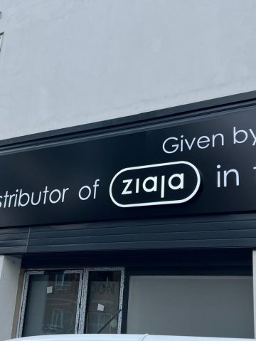Graphix Ziaja sign 3